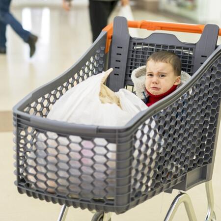 Jak reagować, kiedy dziecko robi awanturę w sklepie? / Jak prawidłowo reagować na histerie u dziecka?