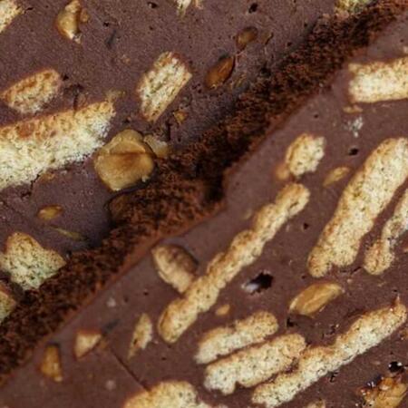 Najlepszy przepis na klasyczny blok czekoladowy / Przepis krok po kroku na super deser