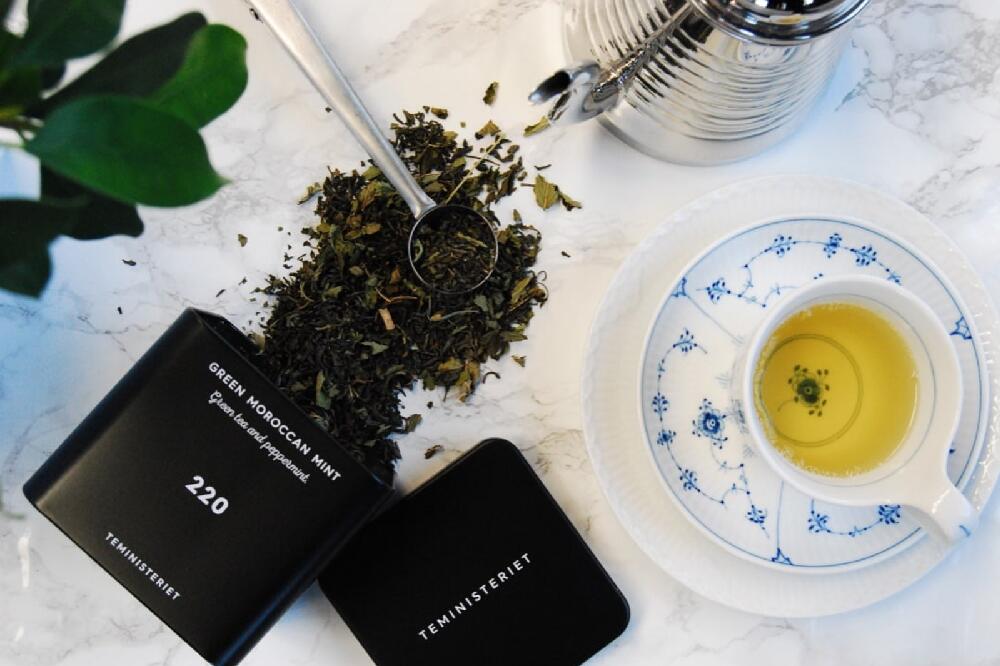 Jak przechowywać herbatę, aby zachować jej świeżość i aromat? / 
