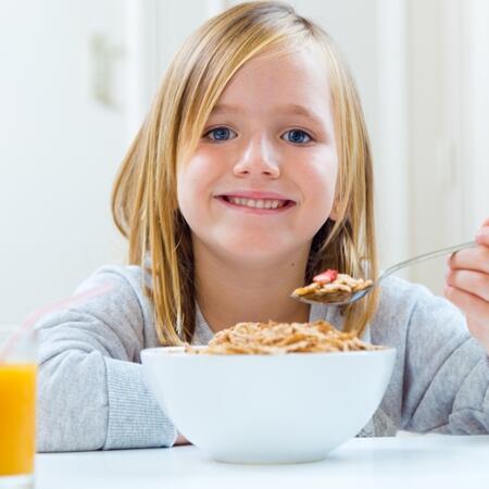 7 pomysłów na śniadanie dla dziecka Pomysły na szybkie i zdrowe śniadanie dla dzieci