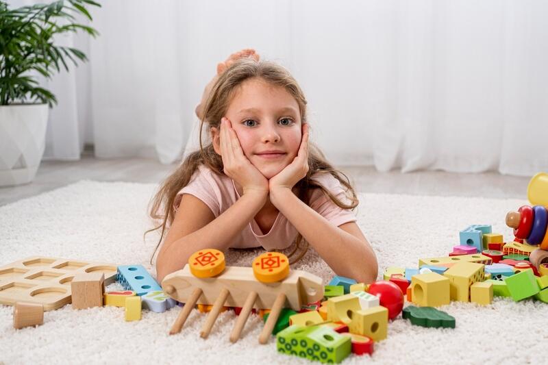 Zabawki dla dziewczynek / Lista zabawek, które mogą być idealnym pomysłem na prezent dla dziewczynki